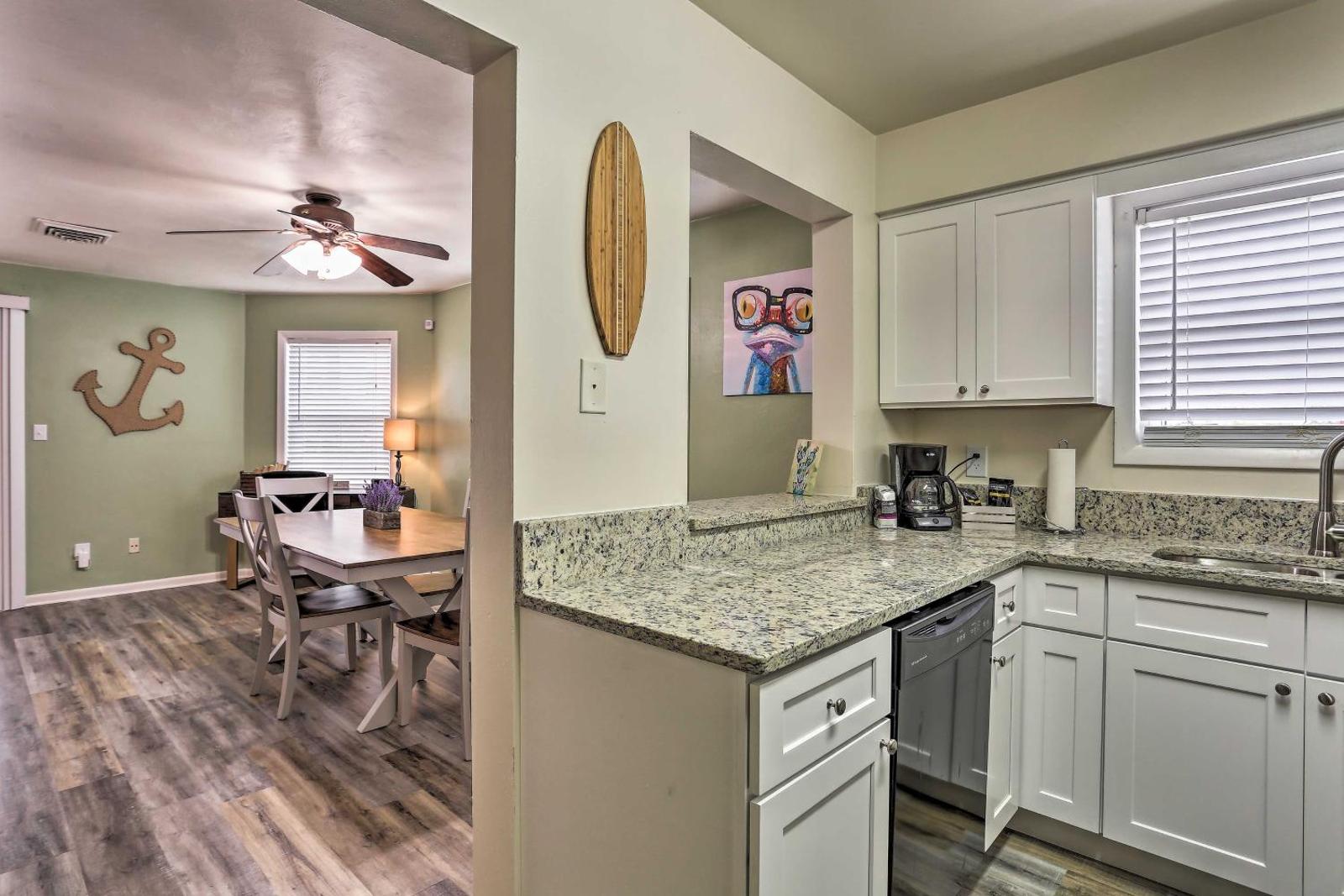 Virginia Beach Condo - Walk to Beach and Boardwalk! Main image 2